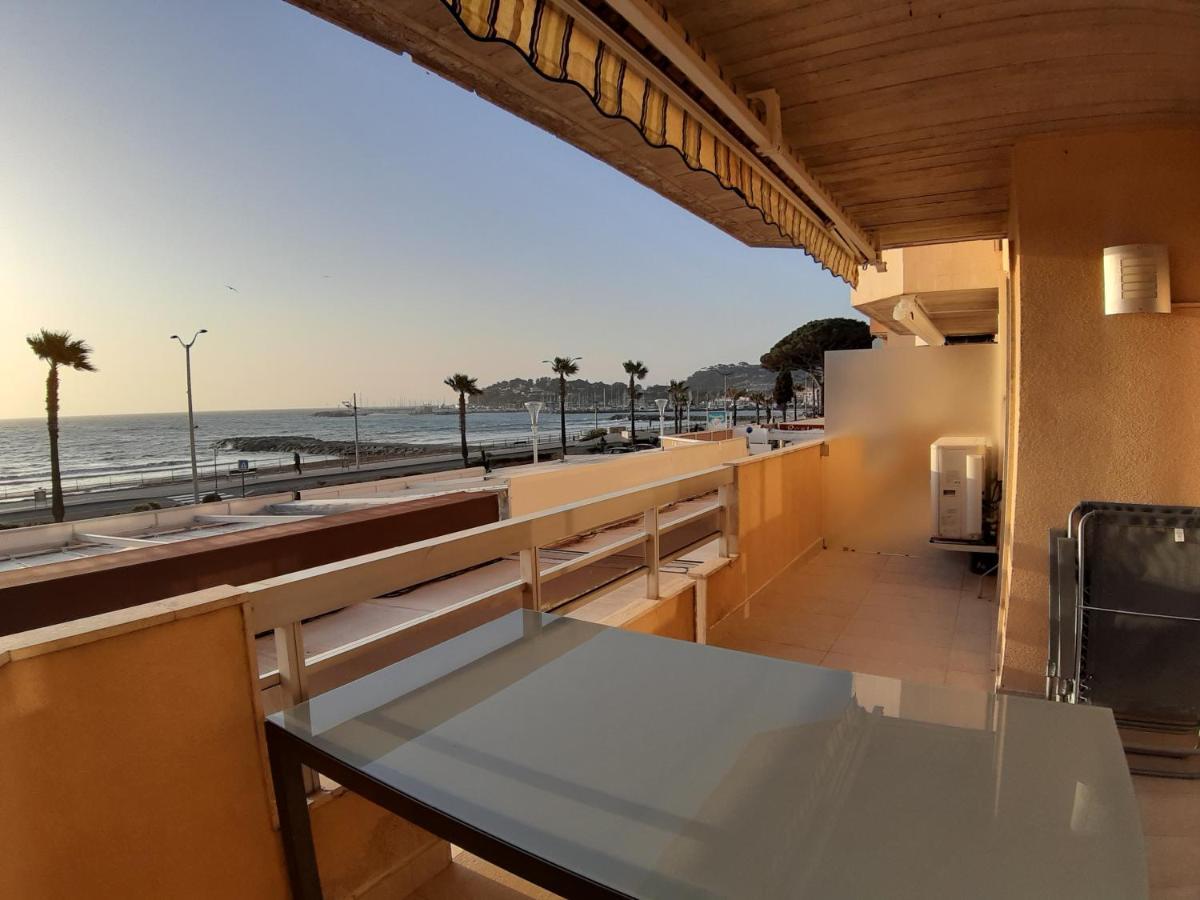 appartement Cavalaire face à la mer Exterior foto